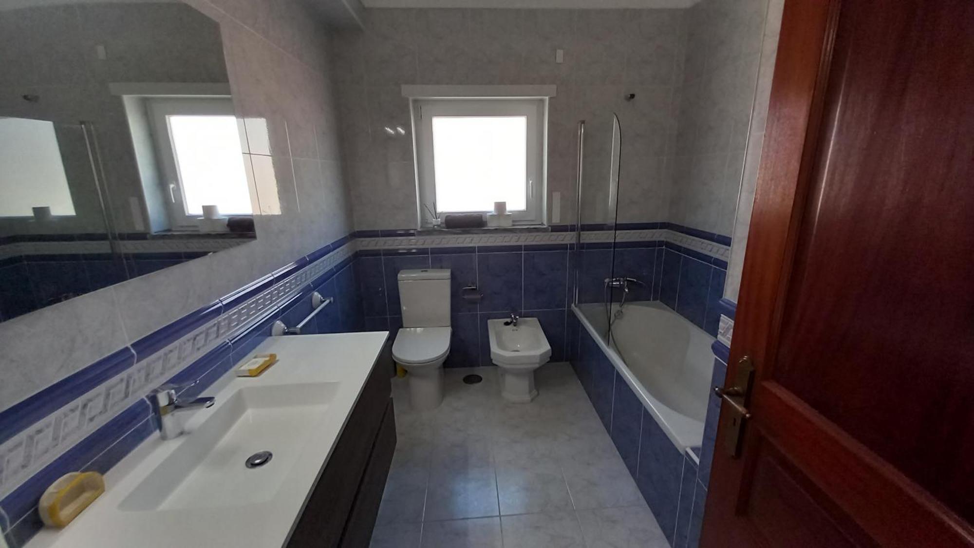 Guesthouse Beach Break Peniche Exterior photo